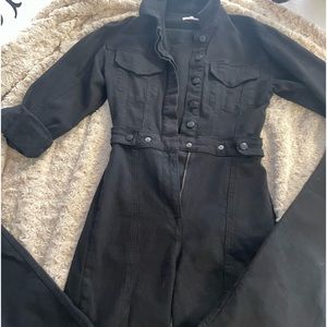 Good America Denim black Fit For Success Jumpsuit. A blackdenim jumpsuit